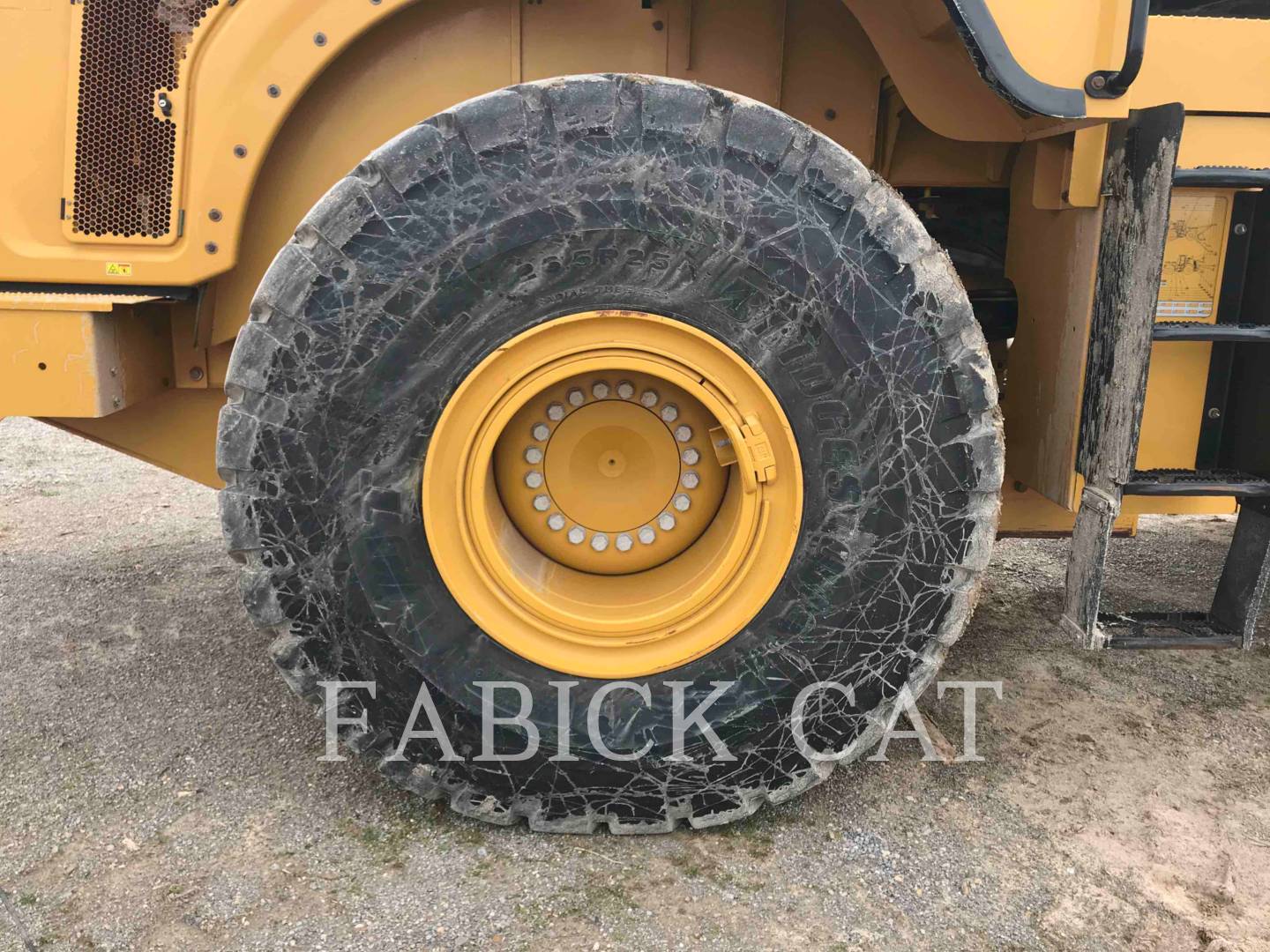 2018 Caterpillar 966M Wheel Loader