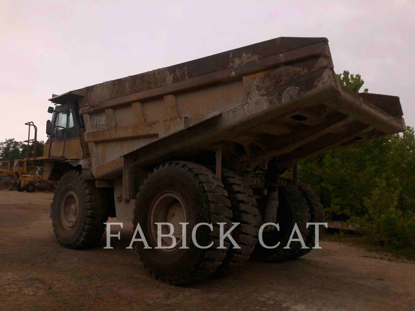 2005 Caterpillar 773E Truck