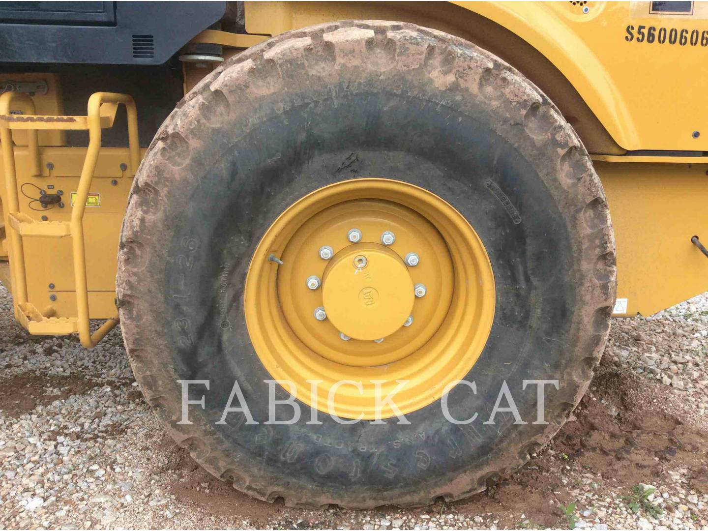 2018 Caterpillar CS56B Vibratory Single