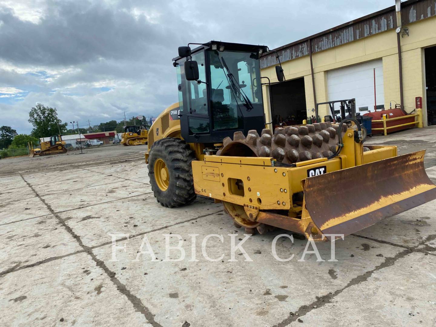 2013 Caterpillar CP56B Vibratory Single