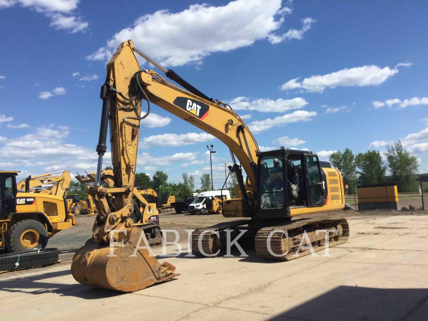 2017 Caterpillar 323F HT Excavator