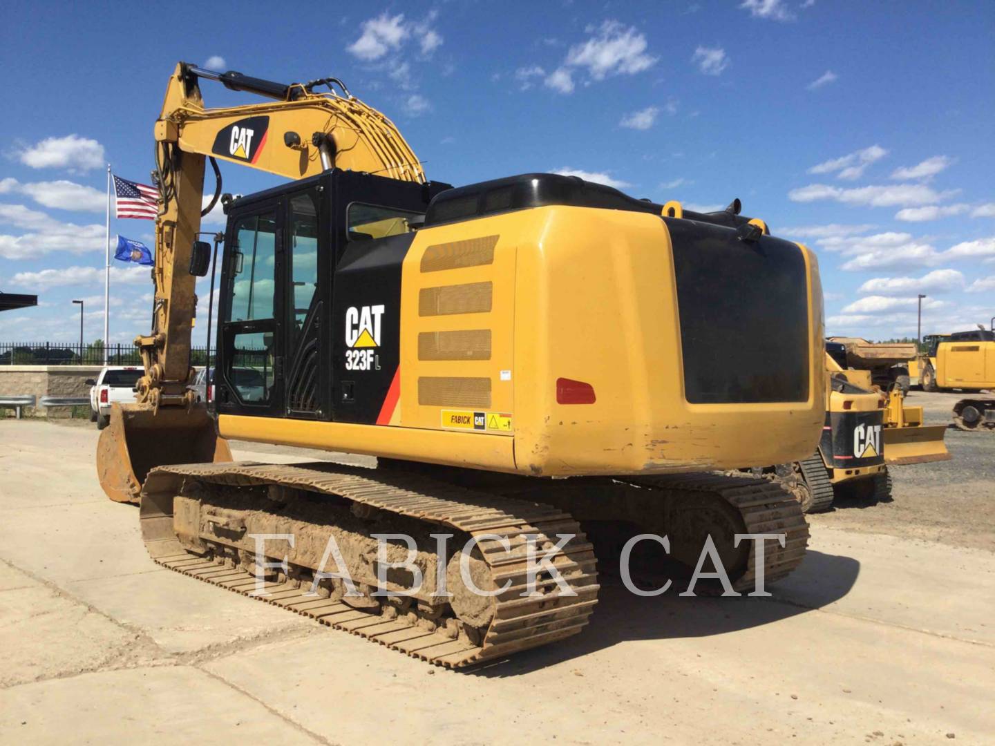 2017 Caterpillar 323F HT Excavator