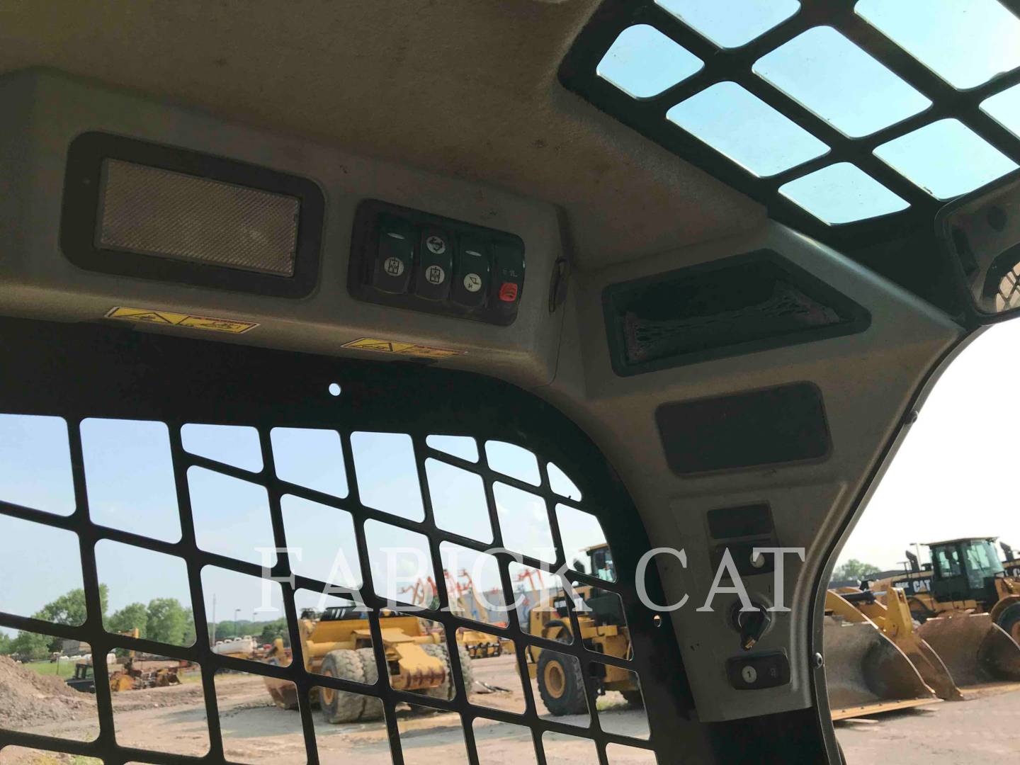 2016 Caterpillar 242D C1H3 Skid Steer Loader