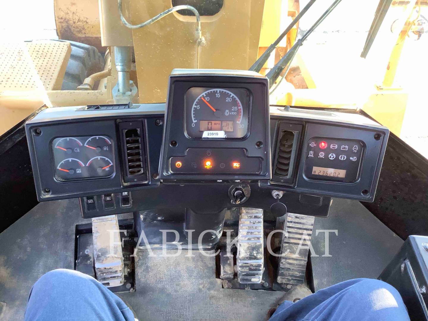 2004 Caterpillar 988G Wheel Loader