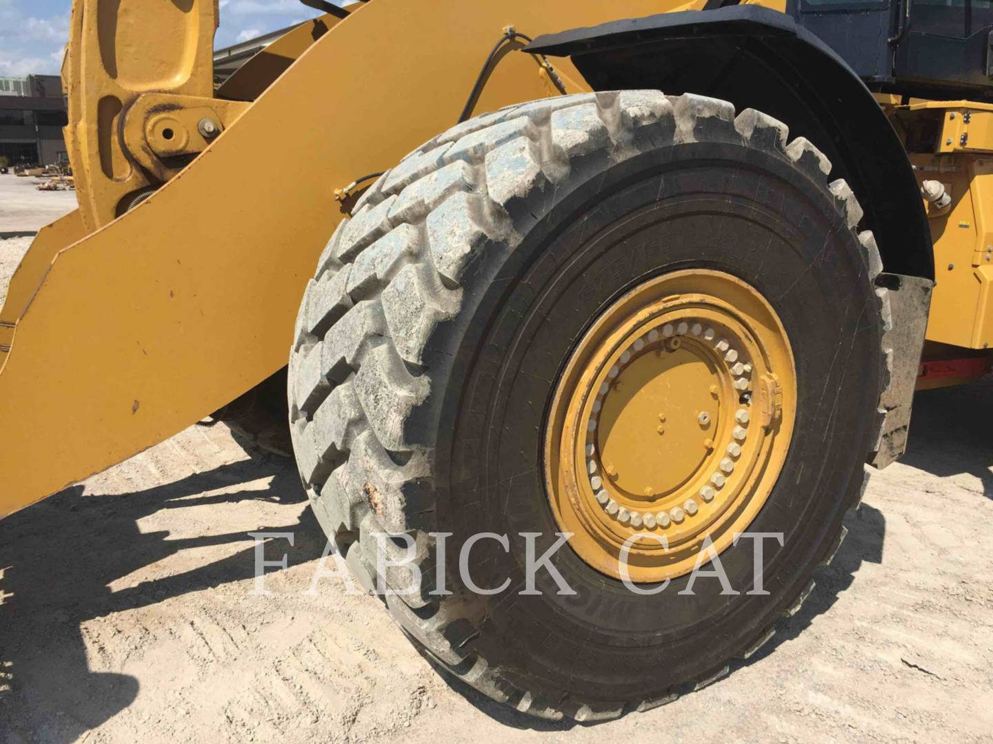 2018 Caterpillar 982M Wheel Loader