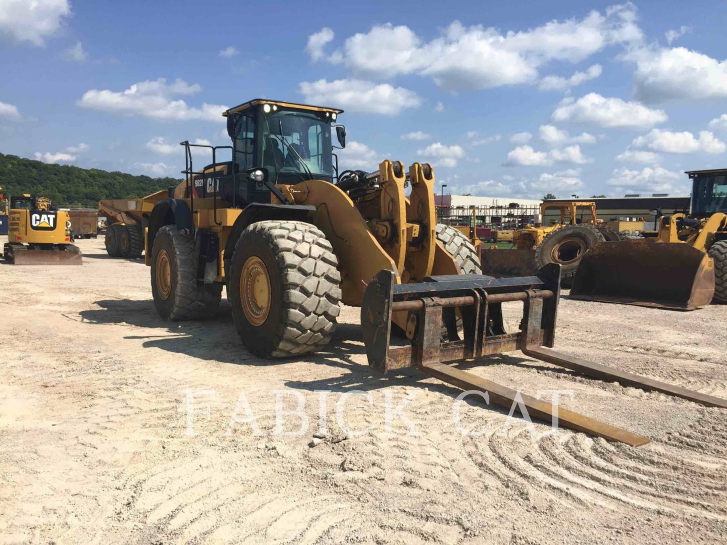 2018 Caterpillar 982M Wheel Loader