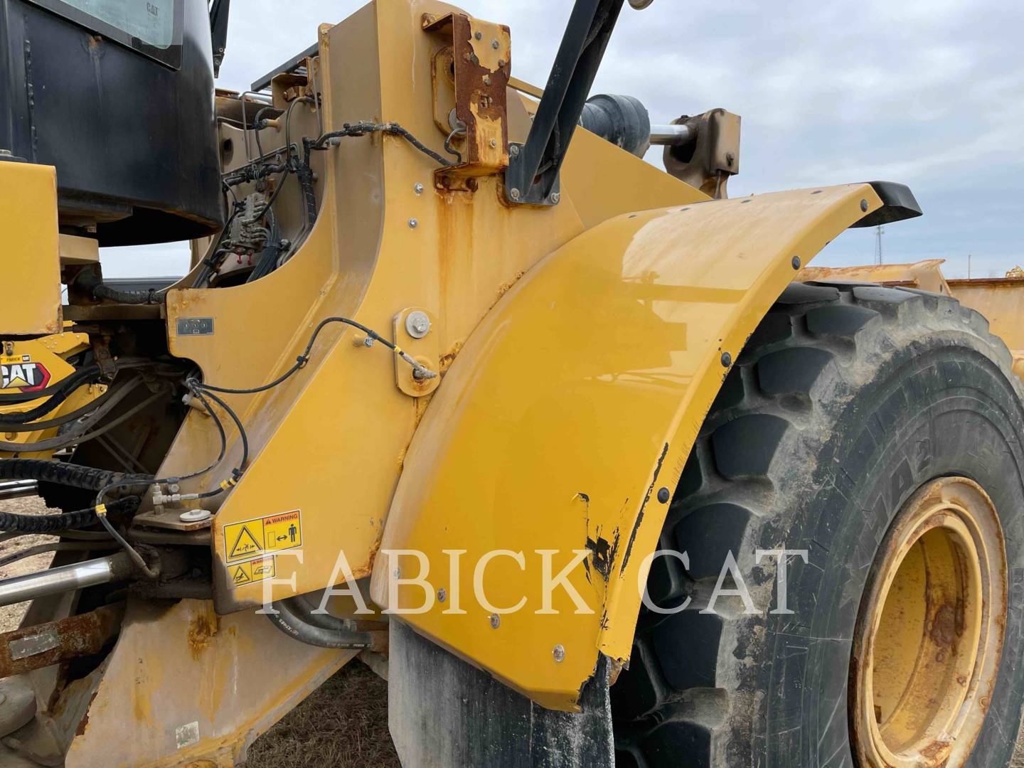 2019 Caterpillar 966M Wheel Loader