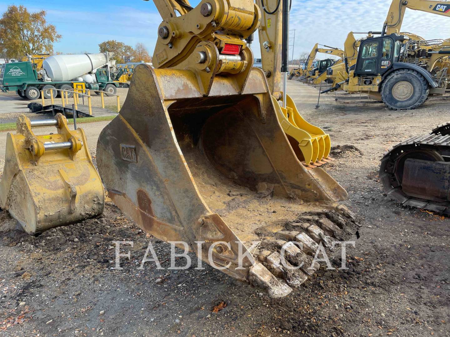 Caterpillar B320-54 Bucket