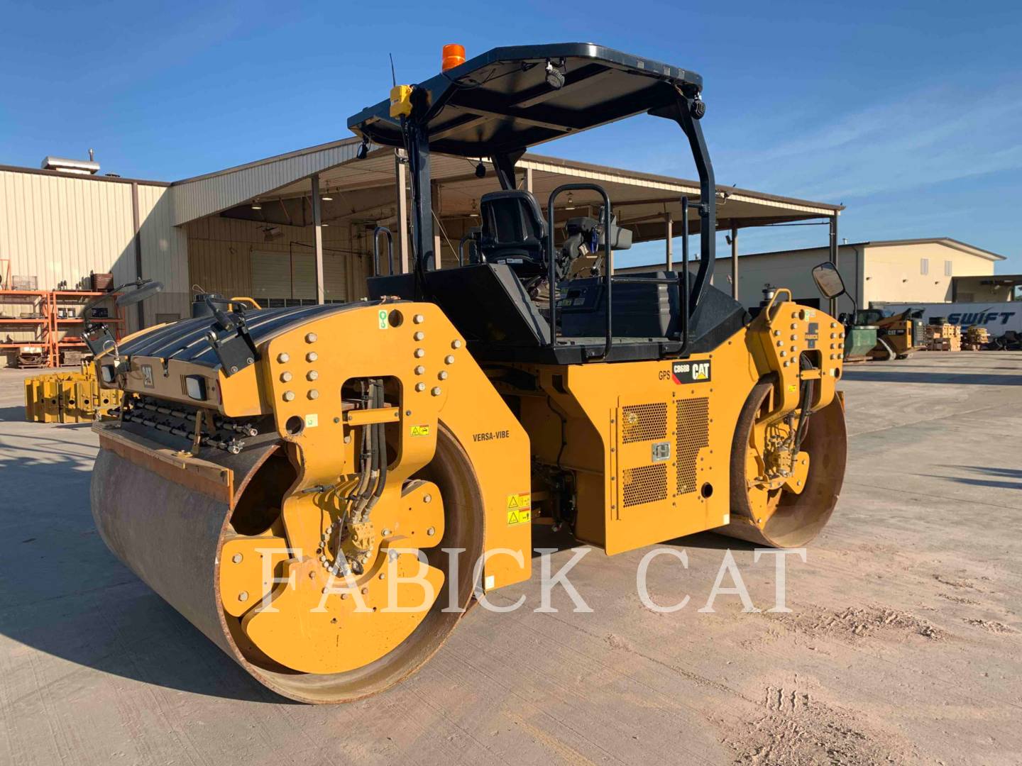 2017 Caterpillar CB68B MPIC Vibratory Double