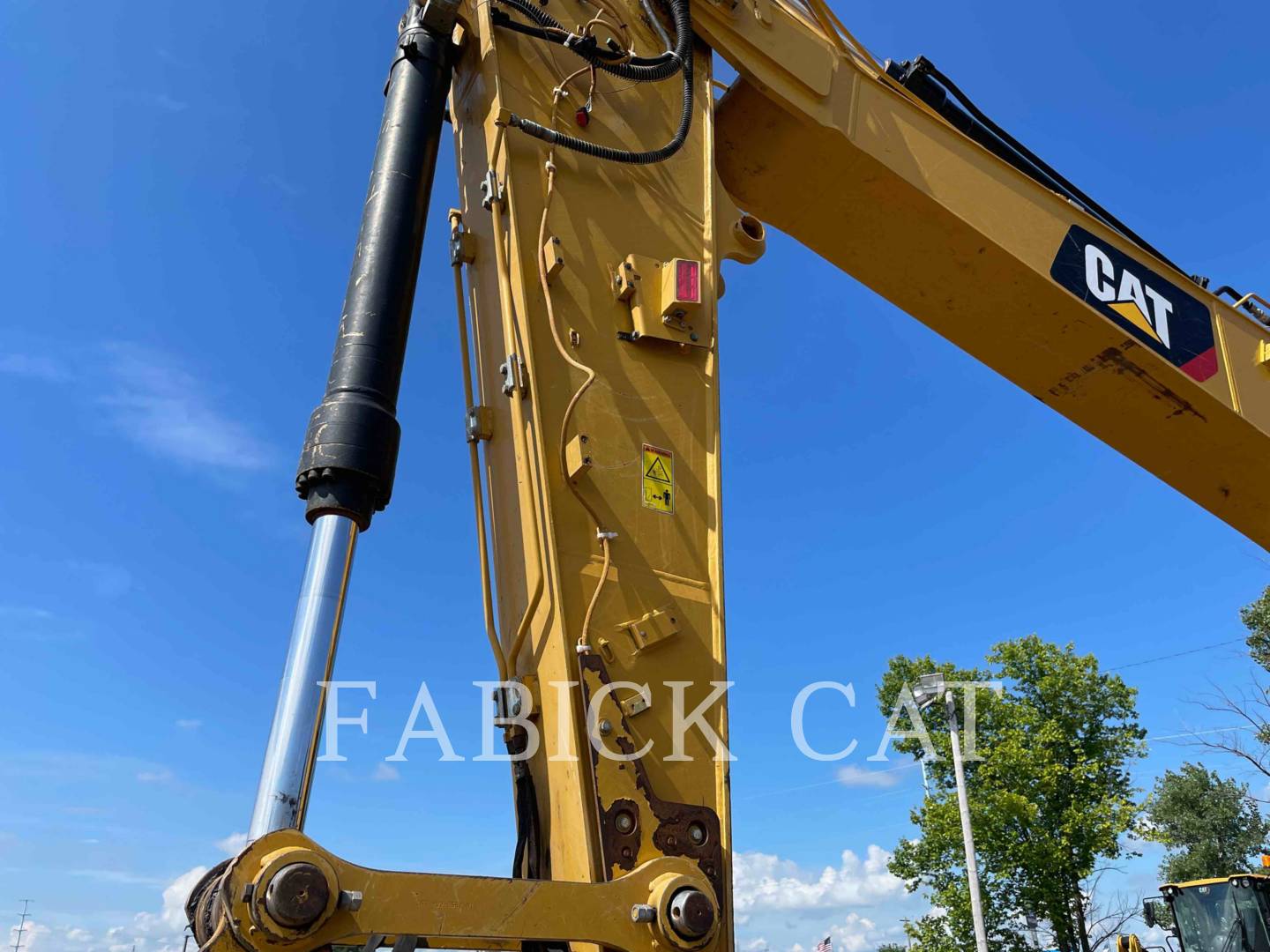 2018 Caterpillar 323-07 Excavator