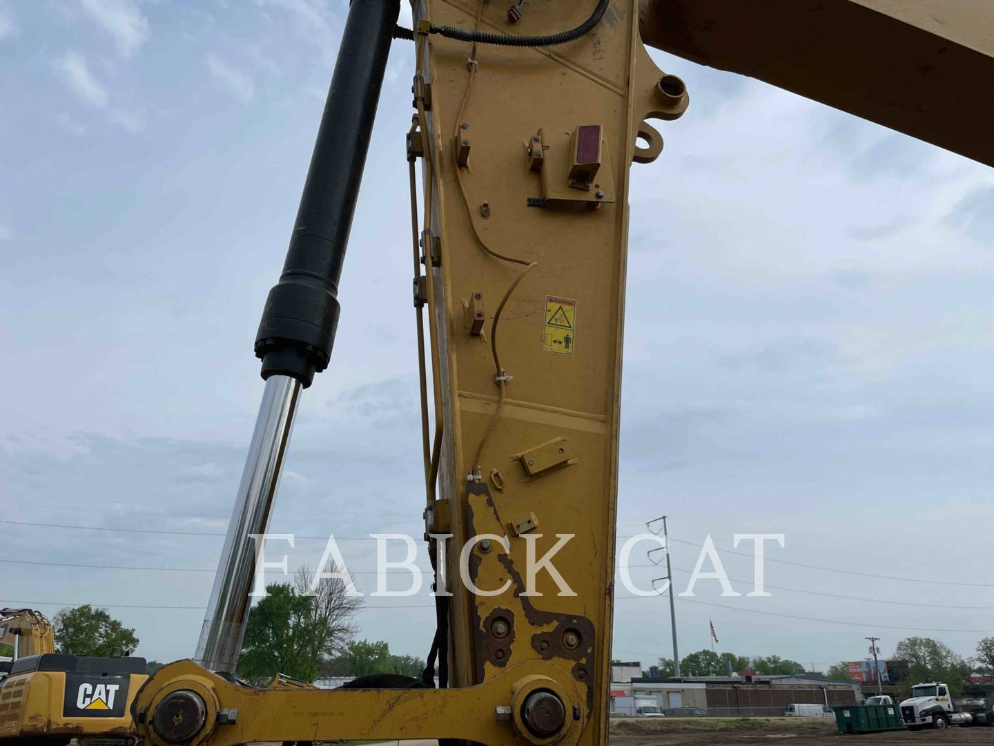 2018 Caterpillar 323-07 Excavator