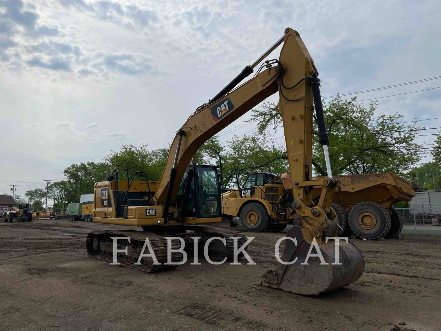 2018 Caterpillar 323-07 Excavator