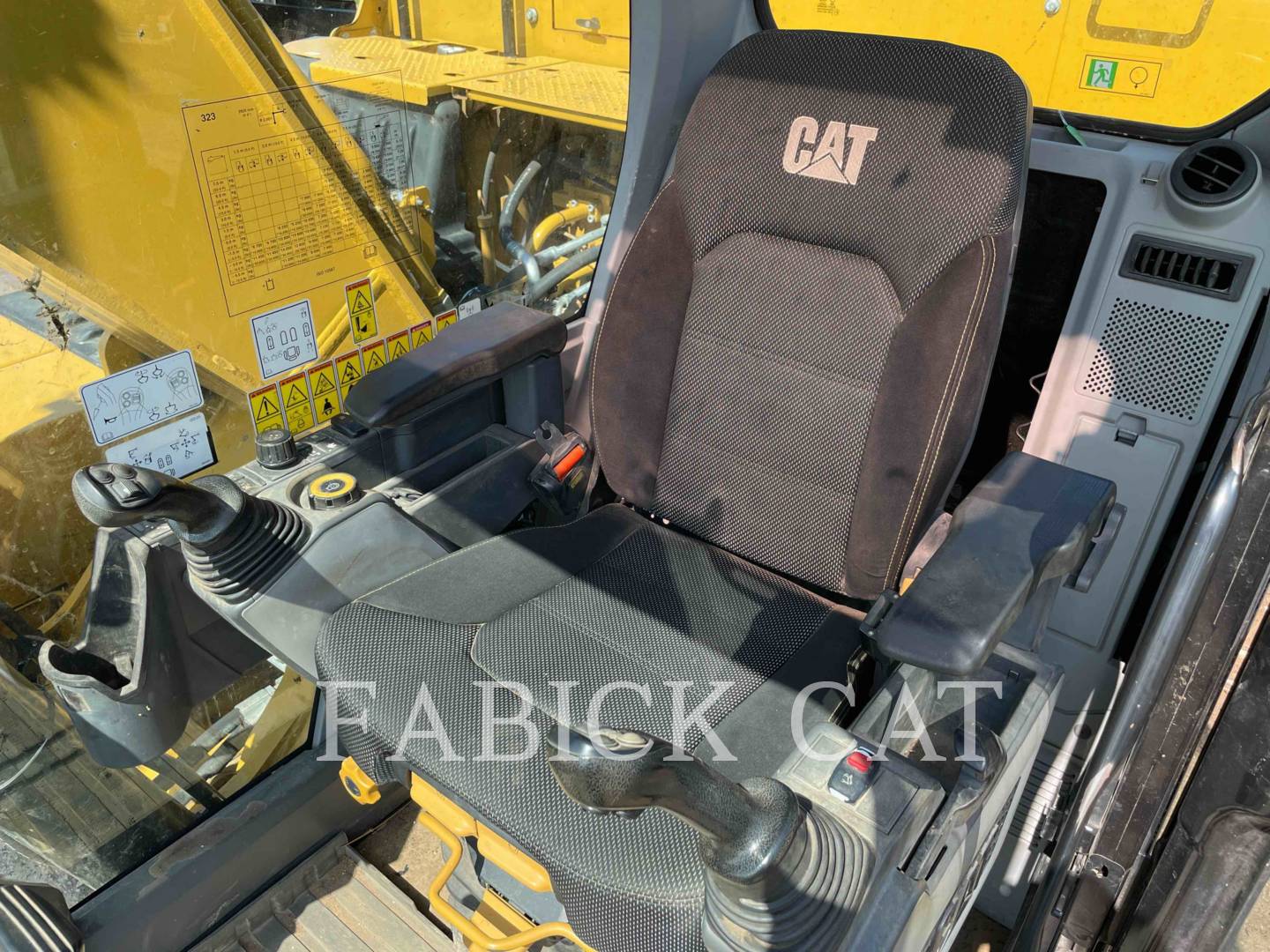 2018 Caterpillar 323-07 Excavator