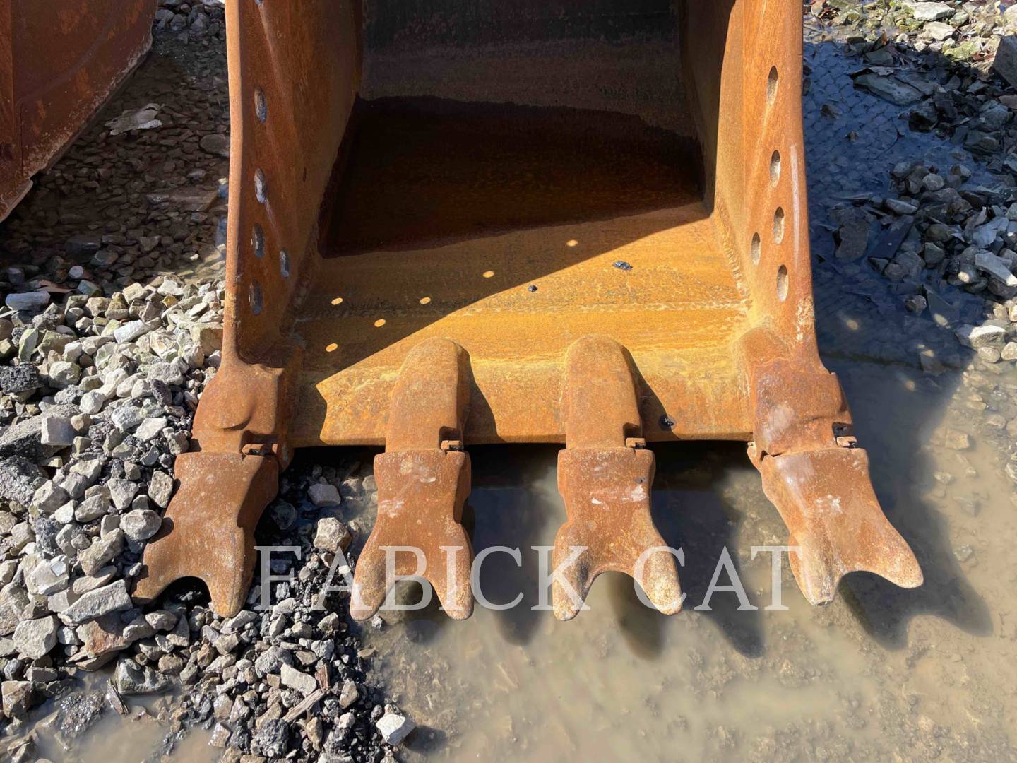 Caterpillar B329-24 Bucket