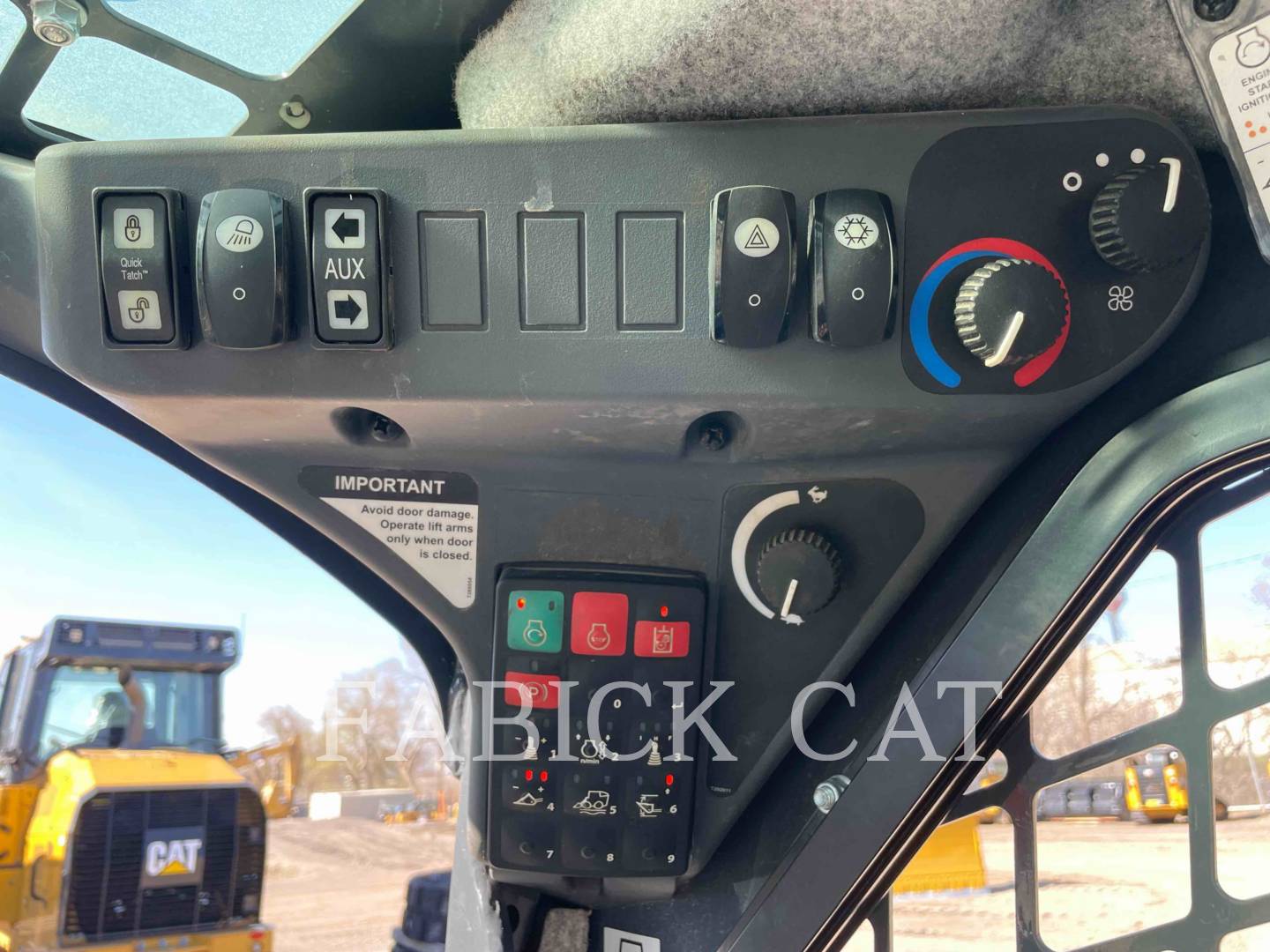 2018 John Deere 320G Skid Steer Loader