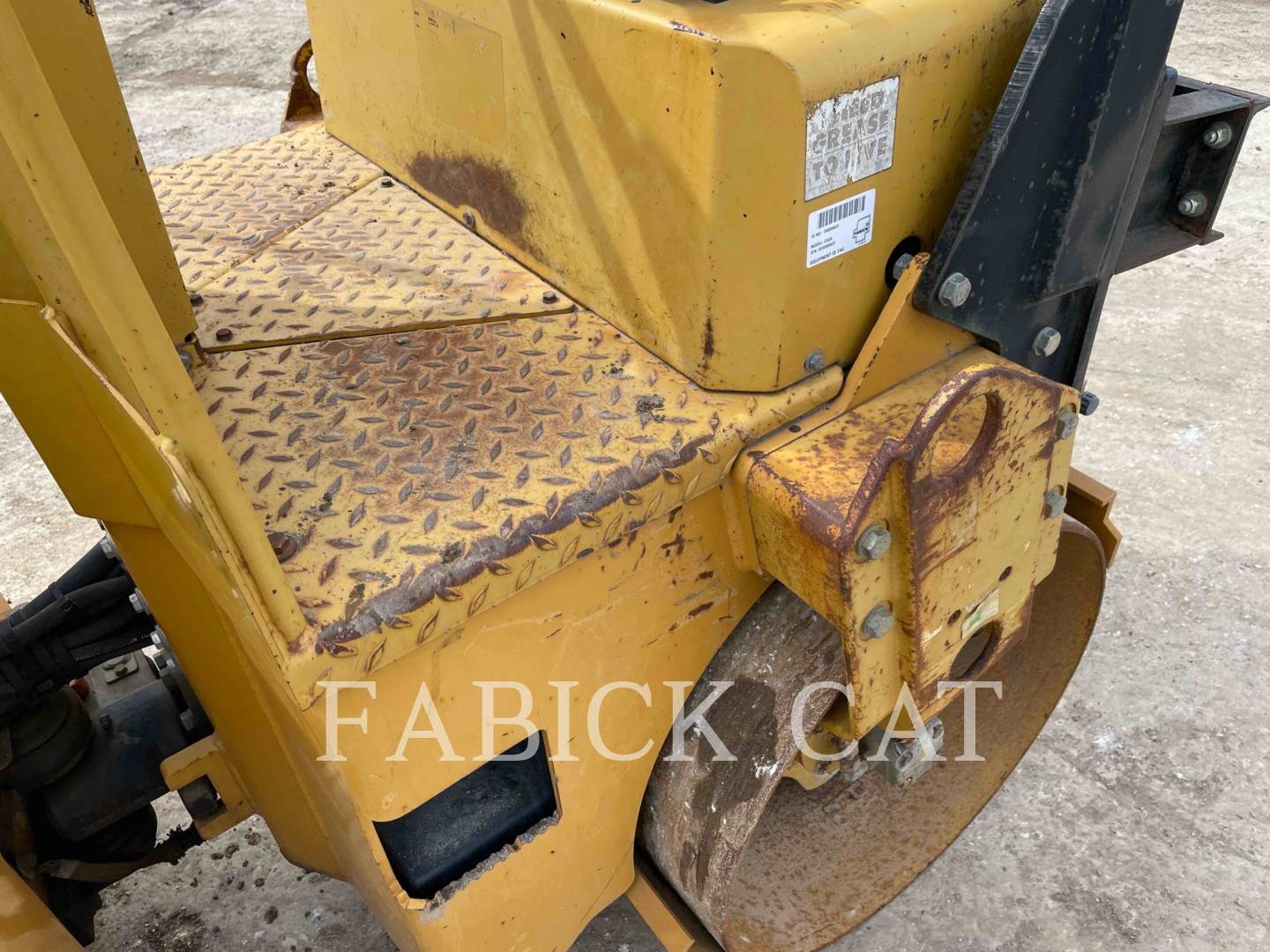 2009 Caterpillar CB24 Vibratory Double