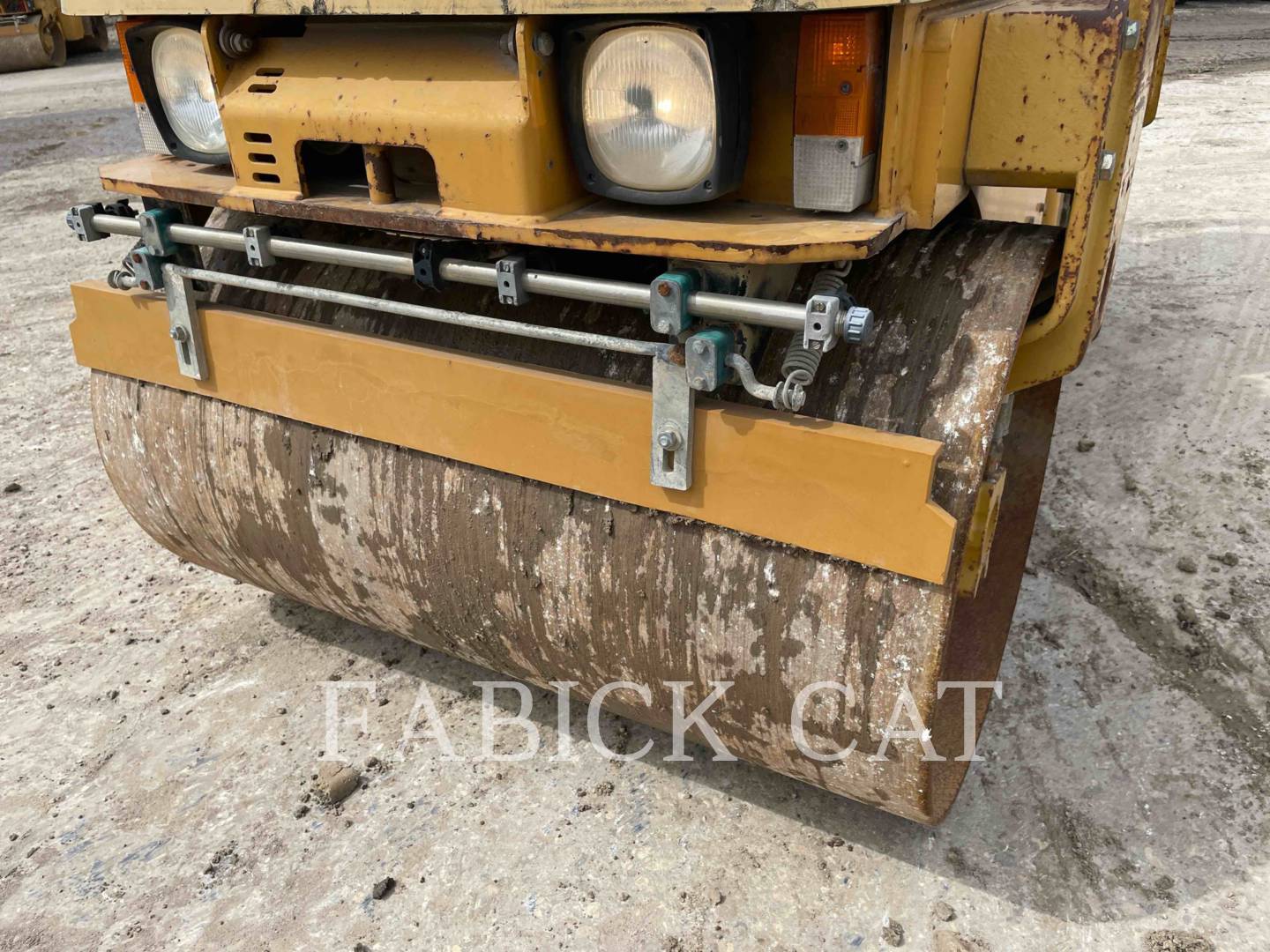 2009 Caterpillar CB24 Vibratory Double