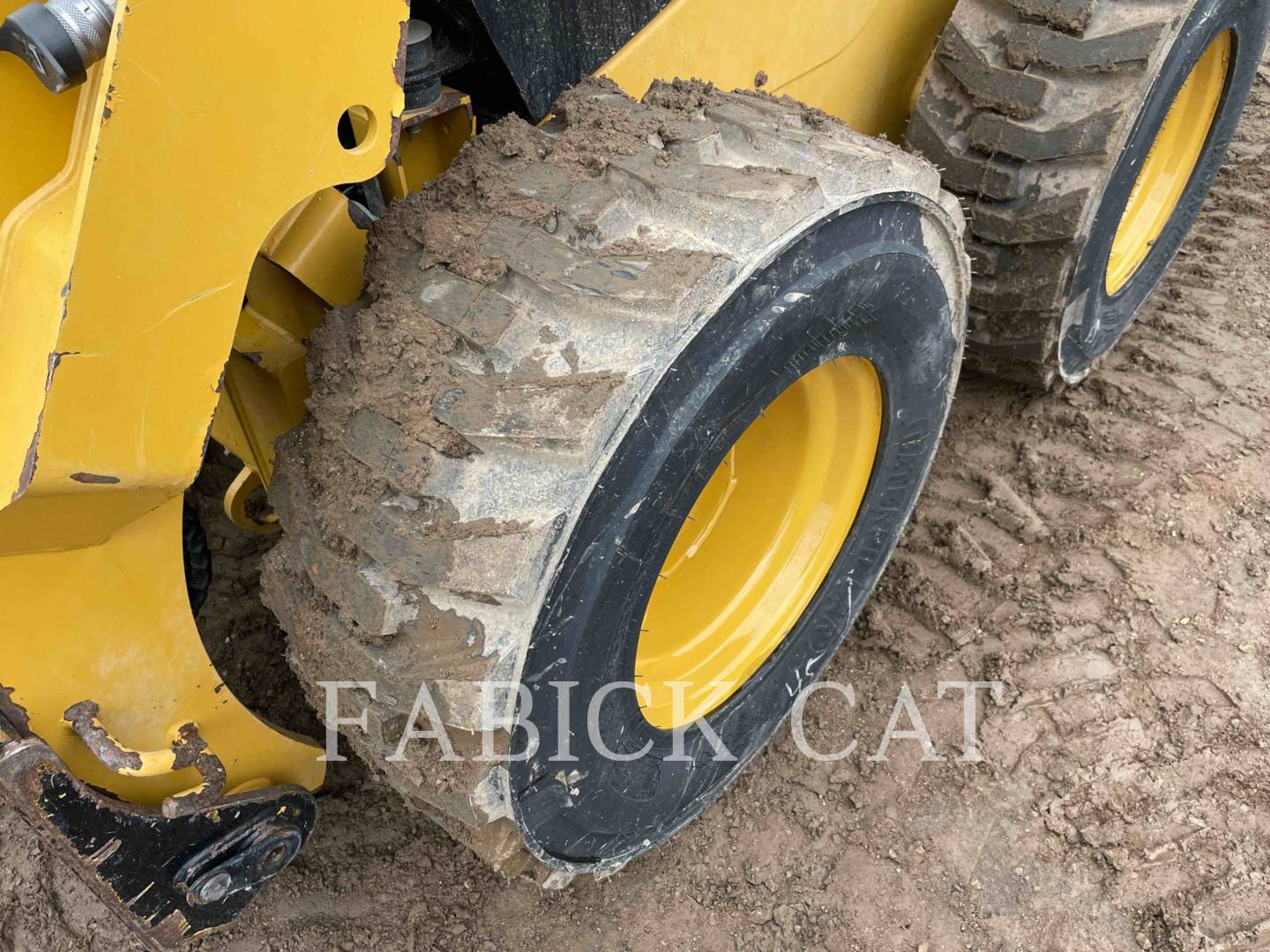 2022 Caterpillar 242D3 C3H2 Skid Steer Loader