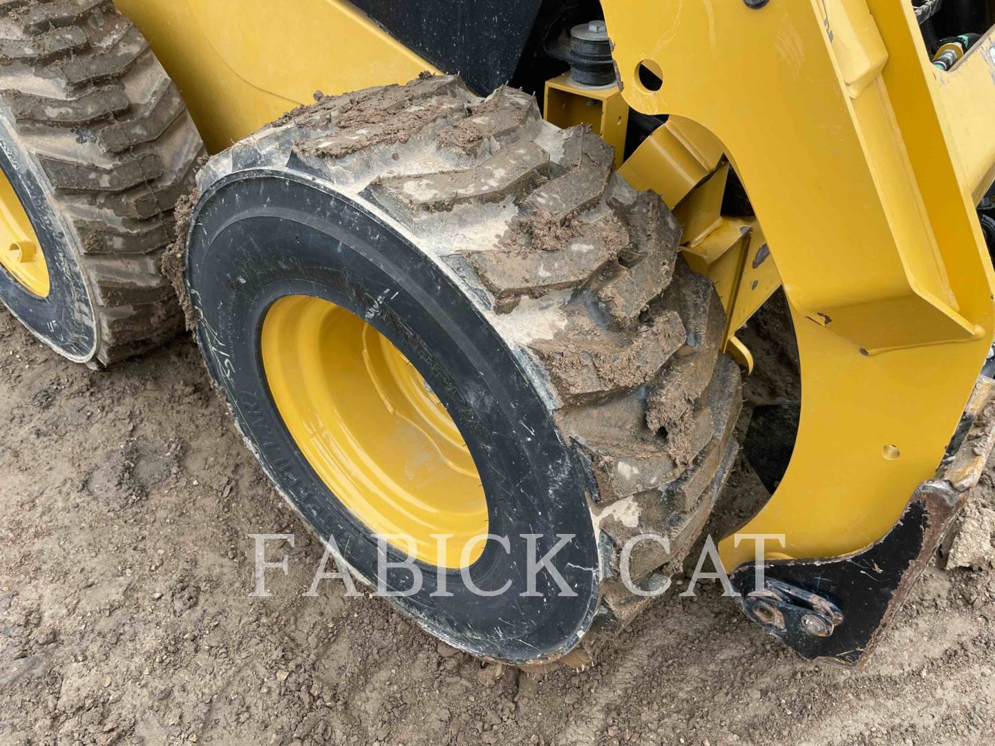 2022 Caterpillar 242D3 C3H2 Skid Steer Loader