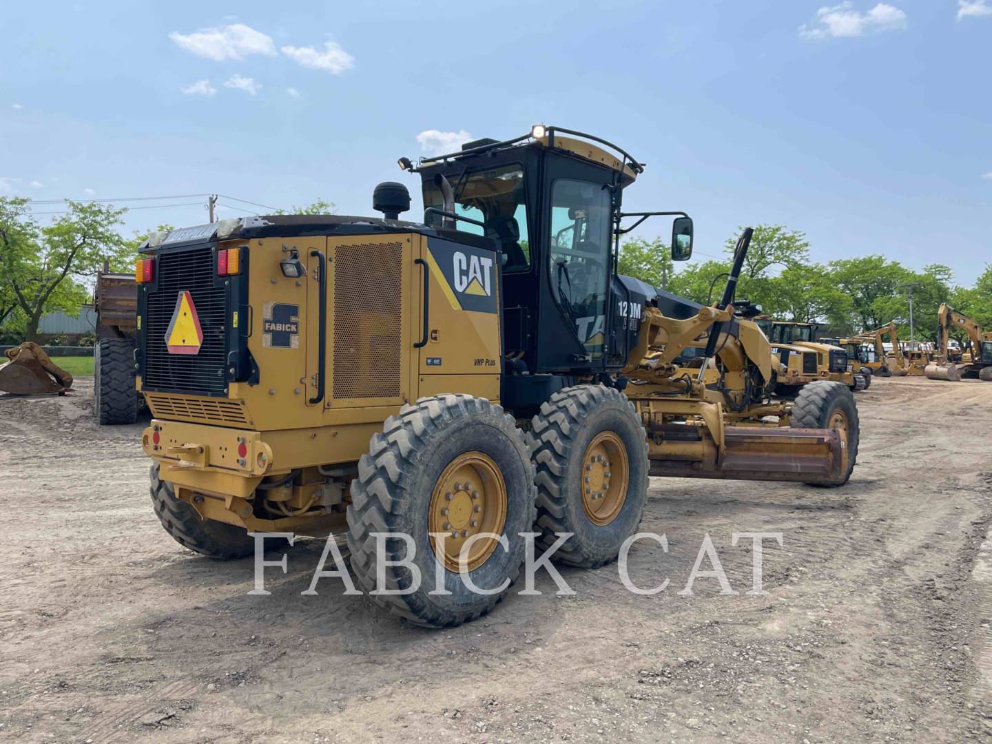 2011 Caterpillar 120M AWD Grader - Road