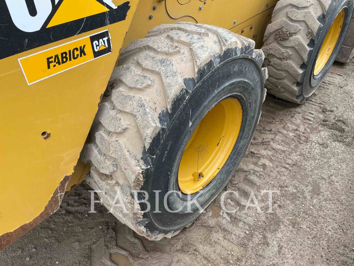 2015 Caterpillar 272D C3H2 Skid Steer Loader