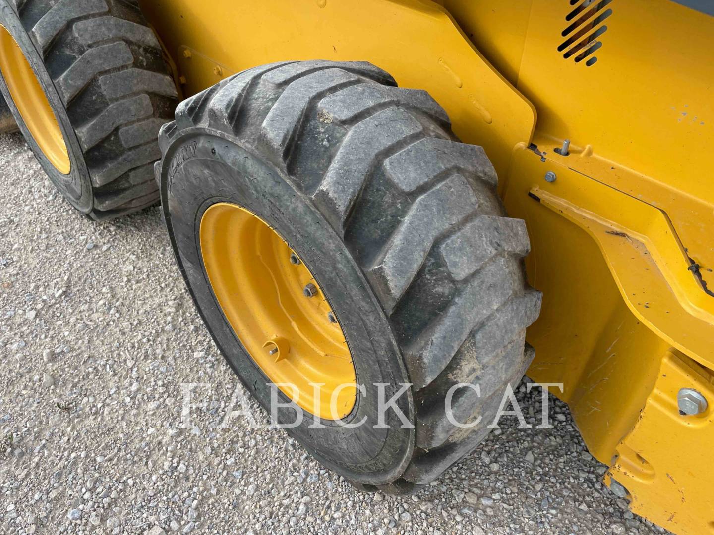 2018 John Deere 324G Skid Steer Loader