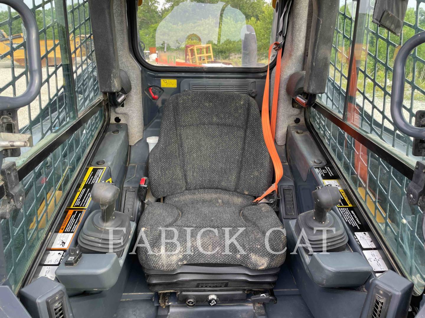 2018 John Deere 324G Skid Steer Loader