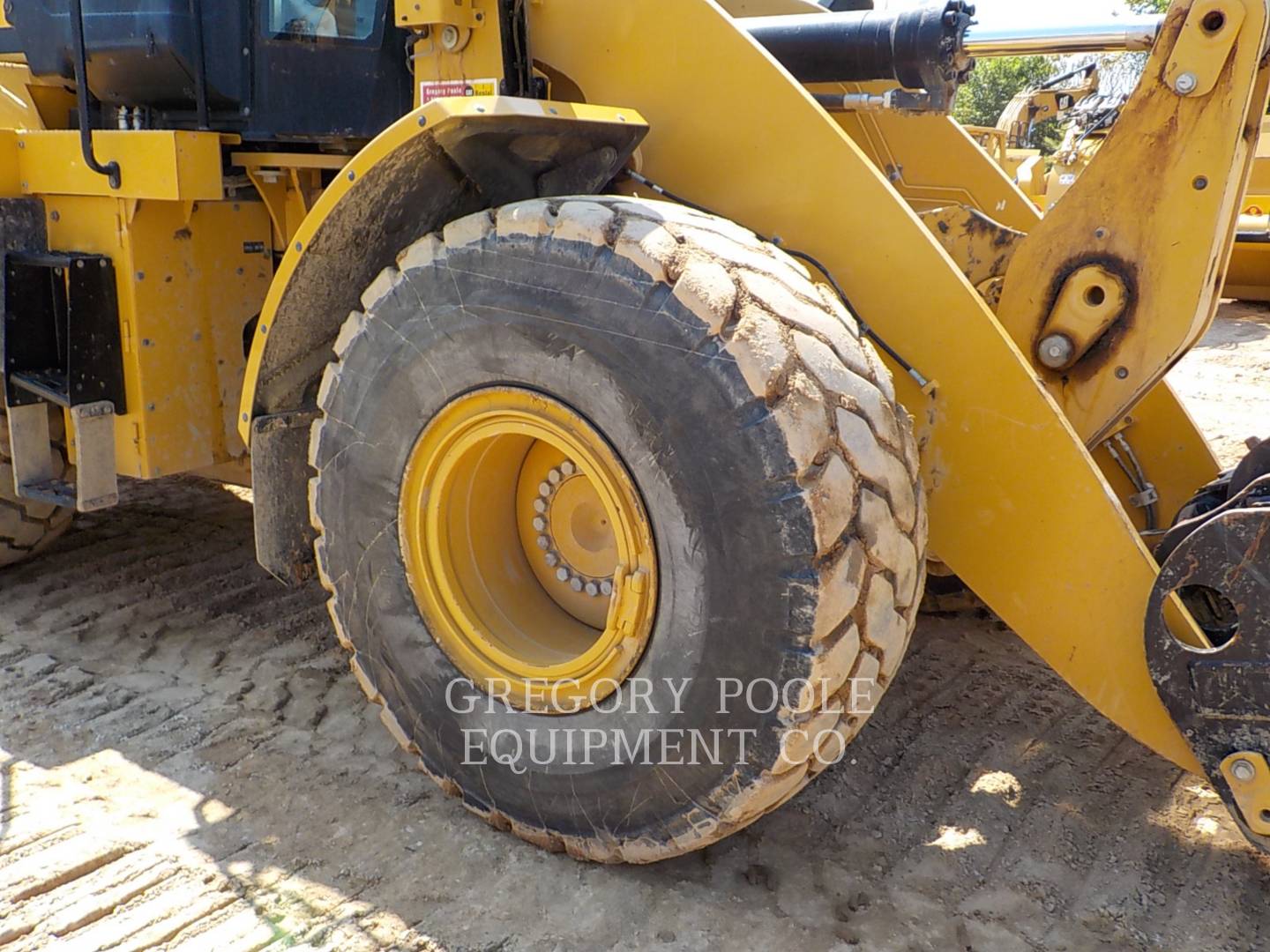 2017 Caterpillar 950M Wheel Loader