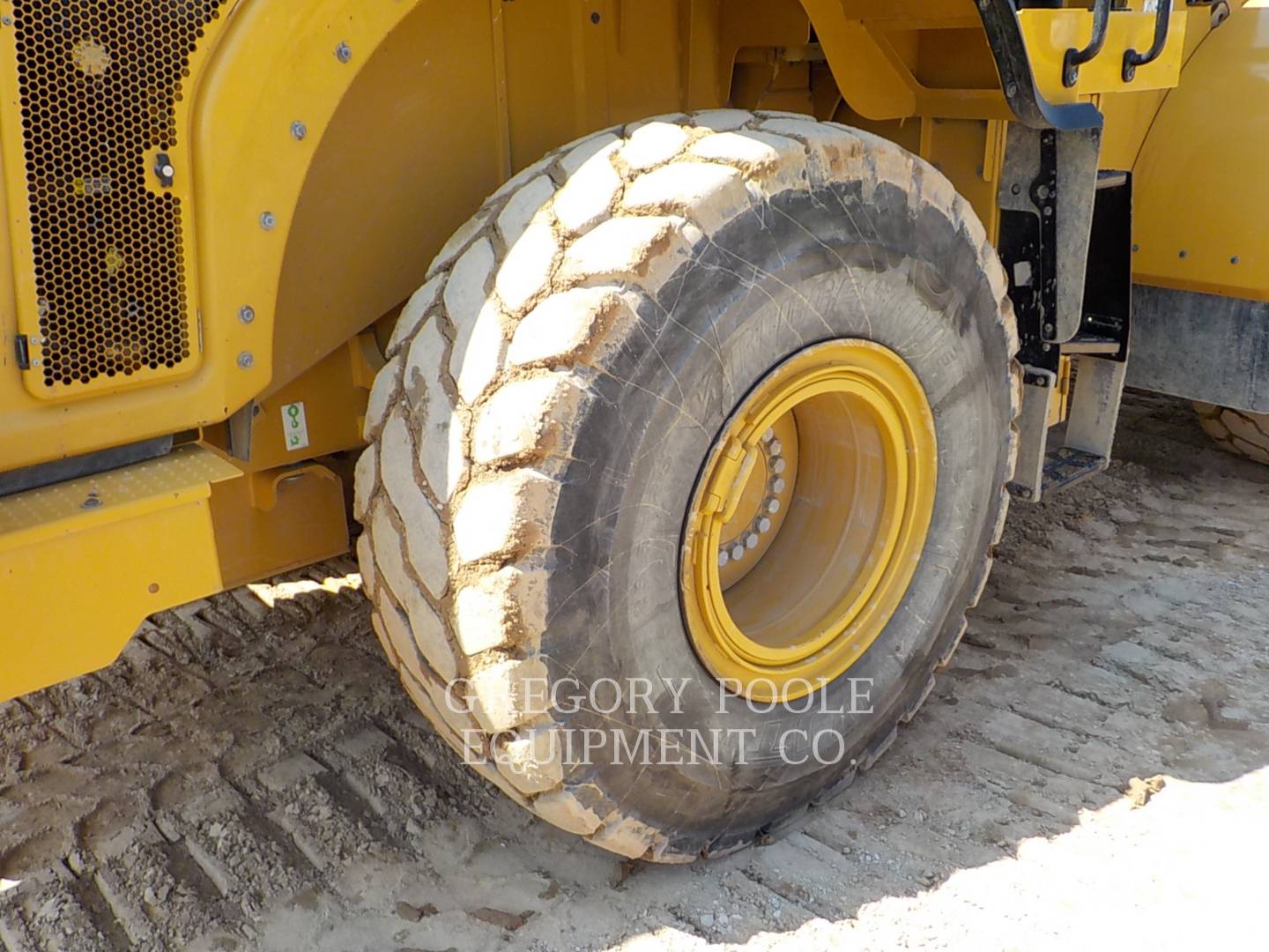 2017 Caterpillar 950M Wheel Loader