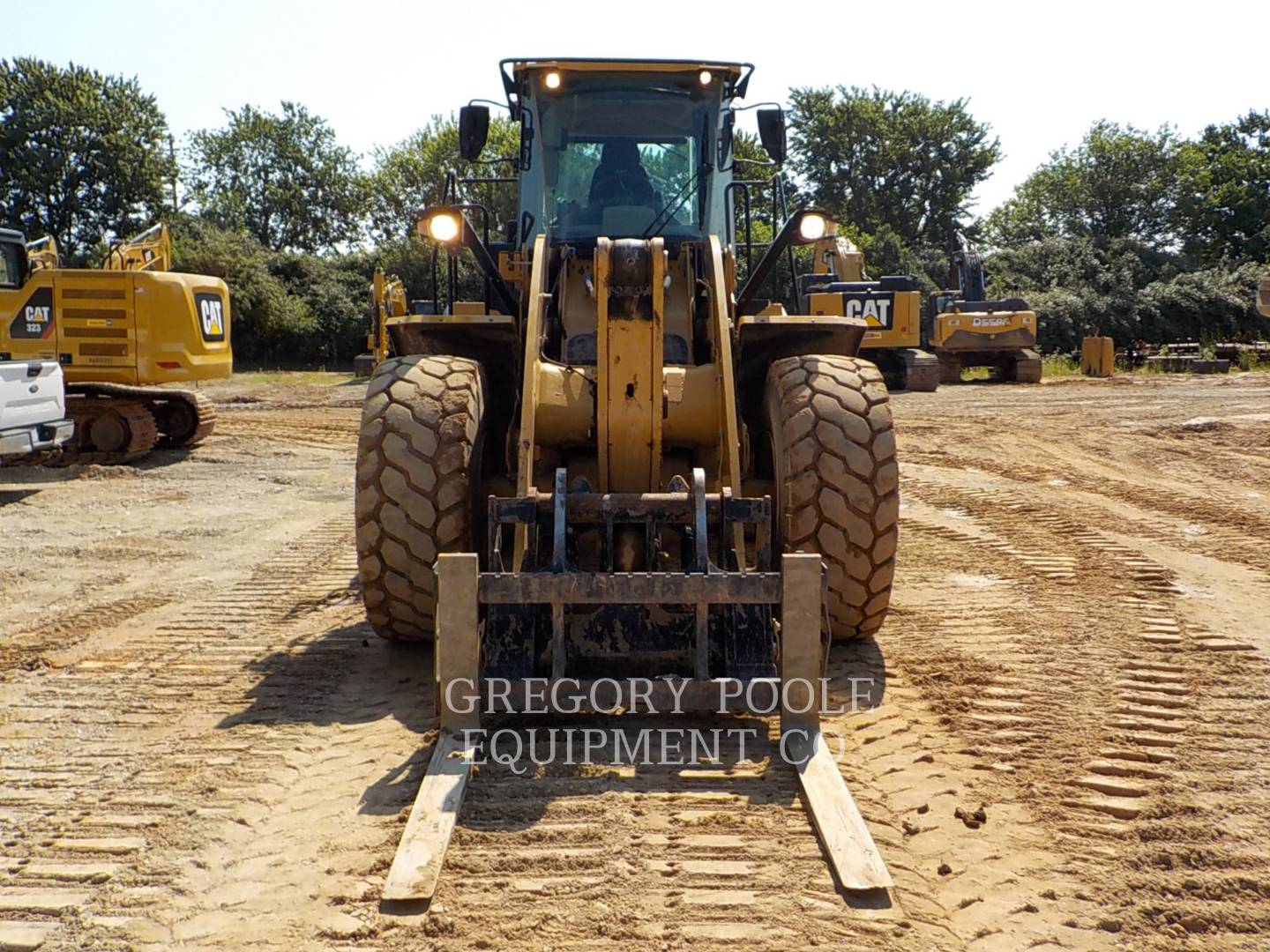 2017 Caterpillar 950M Wheel Loader