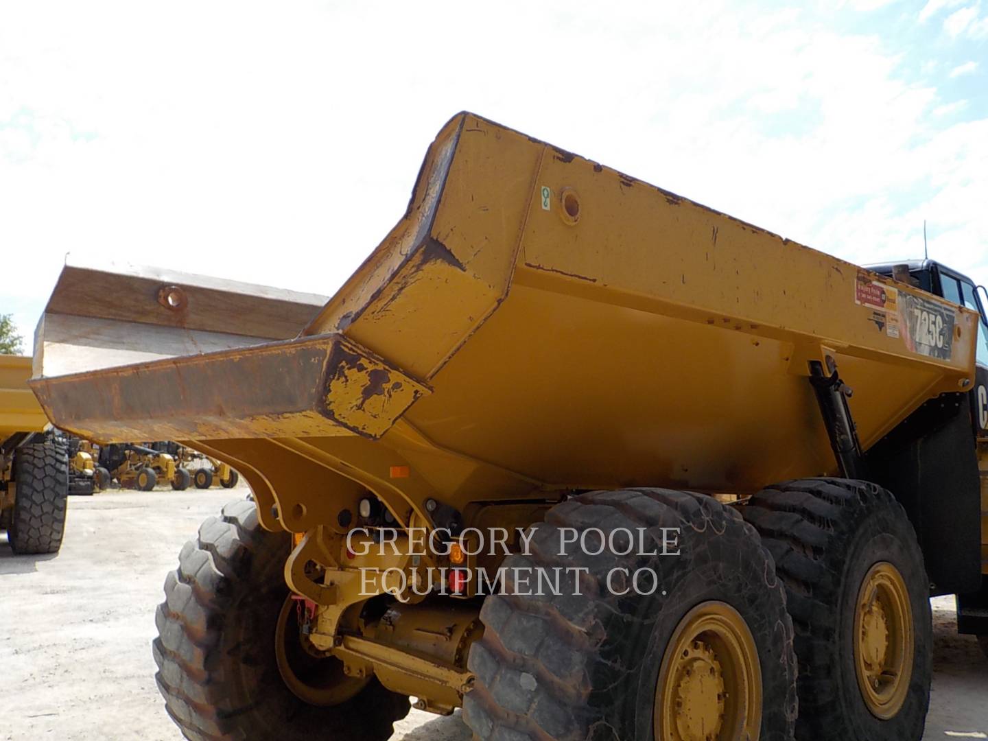 2017 Caterpillar 725C2 Articulated Truck