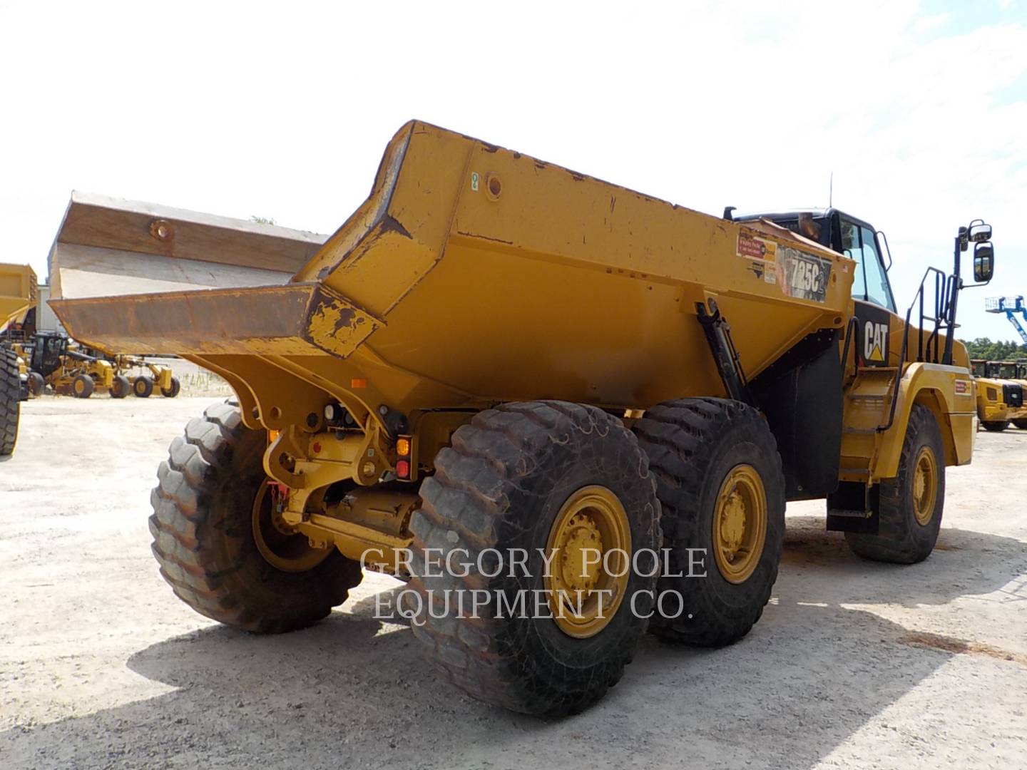 2017 Caterpillar 725C2 Articulated Truck