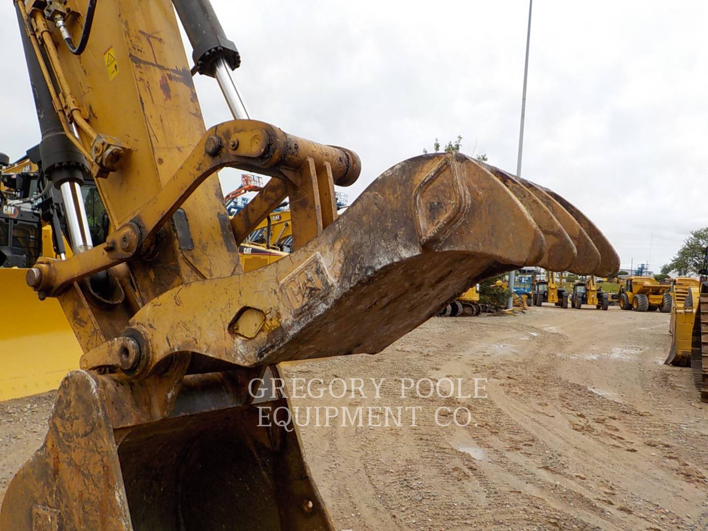 2017 Caterpillar 330FL Excavator