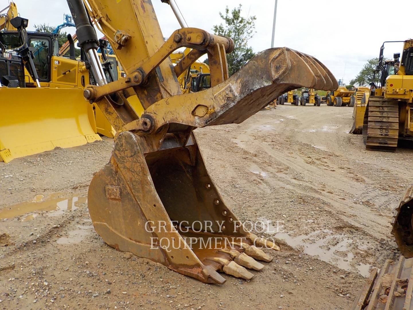 2017 Caterpillar 330FL Excavator