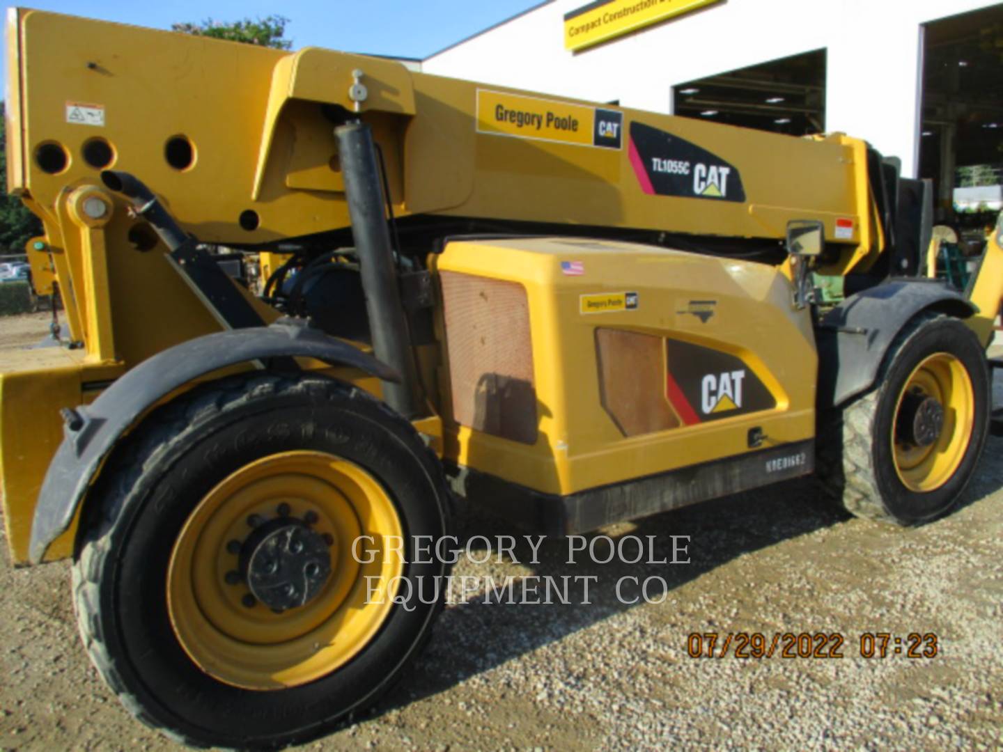 2015 Caterpillar TL1055C TeleHandler