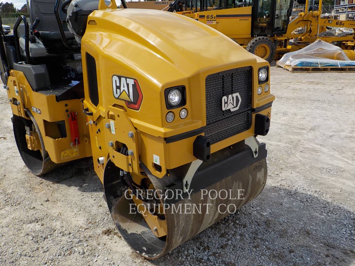 2022 Caterpillar CB2.503GC Vibratory Double