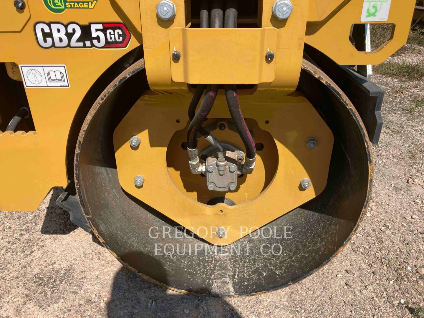 2022 Caterpillar CB2.503GC Vibratory Double