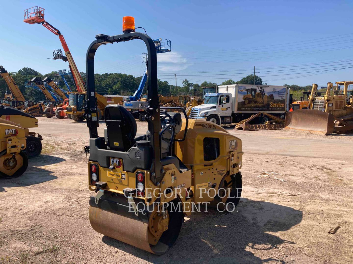 2022 Caterpillar CB2.503GC Vibratory Double