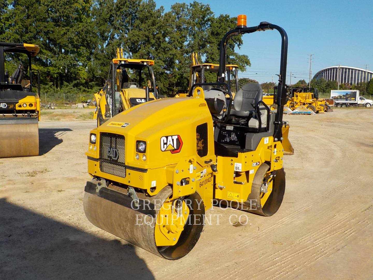 2022 Caterpillar CB2.703GC Vibratory Double