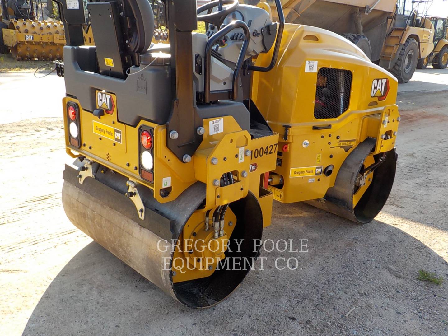 2022 Caterpillar CB2.703GC Vibratory Double