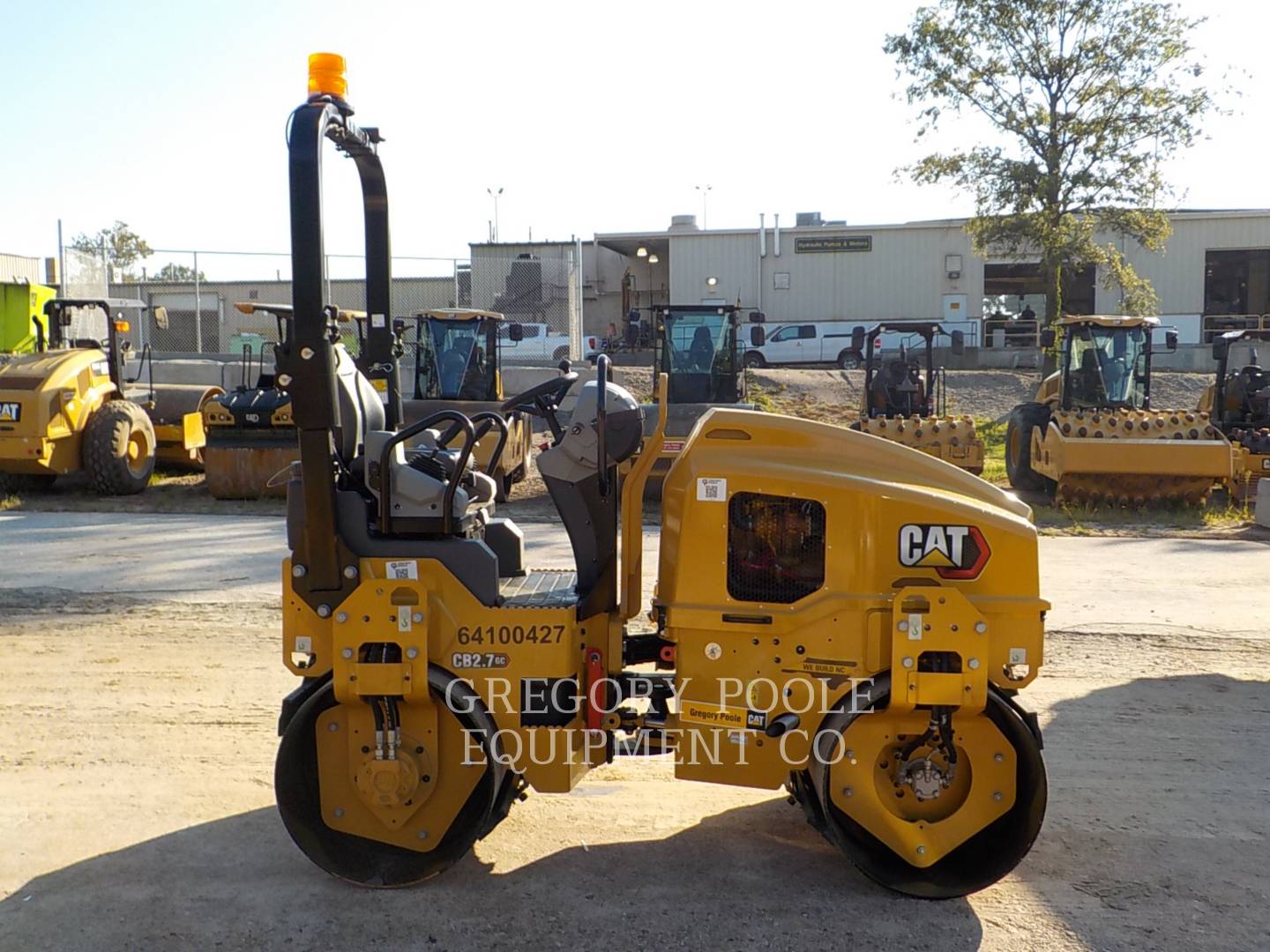 2022 Caterpillar CB2.703GC Vibratory Double