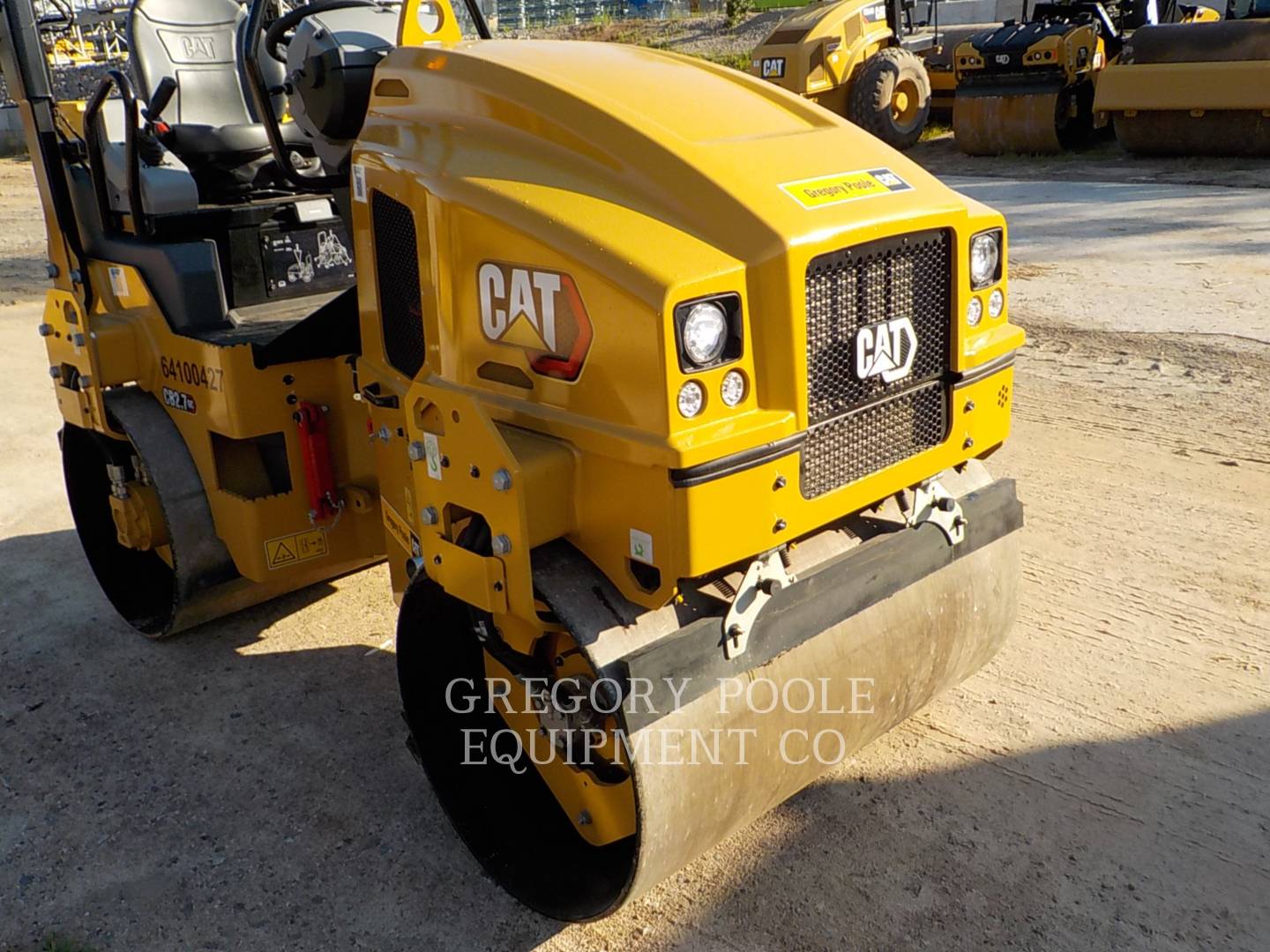 2022 Caterpillar CB2.703GC Vibratory Double