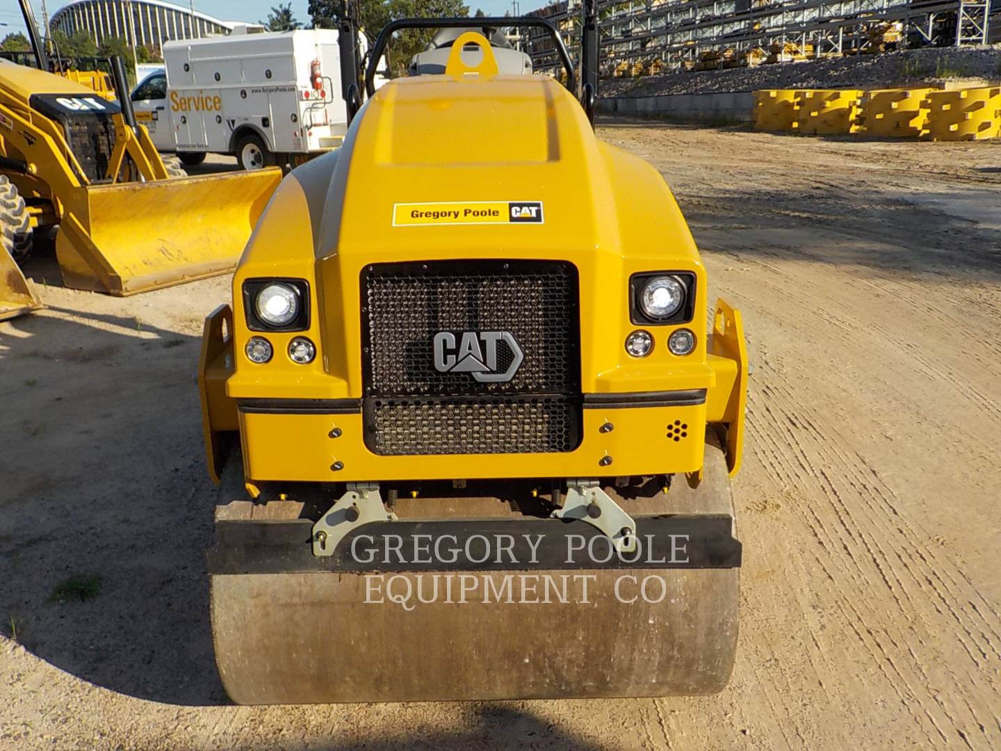 2022 Caterpillar CB2.703GC Vibratory Double