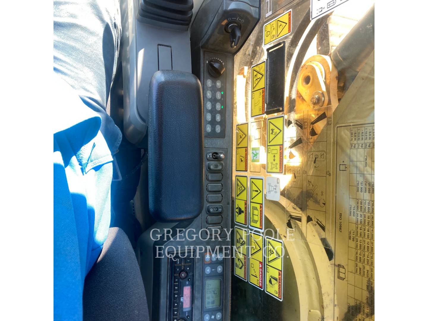 2018 Caterpillar 349F L Excavator