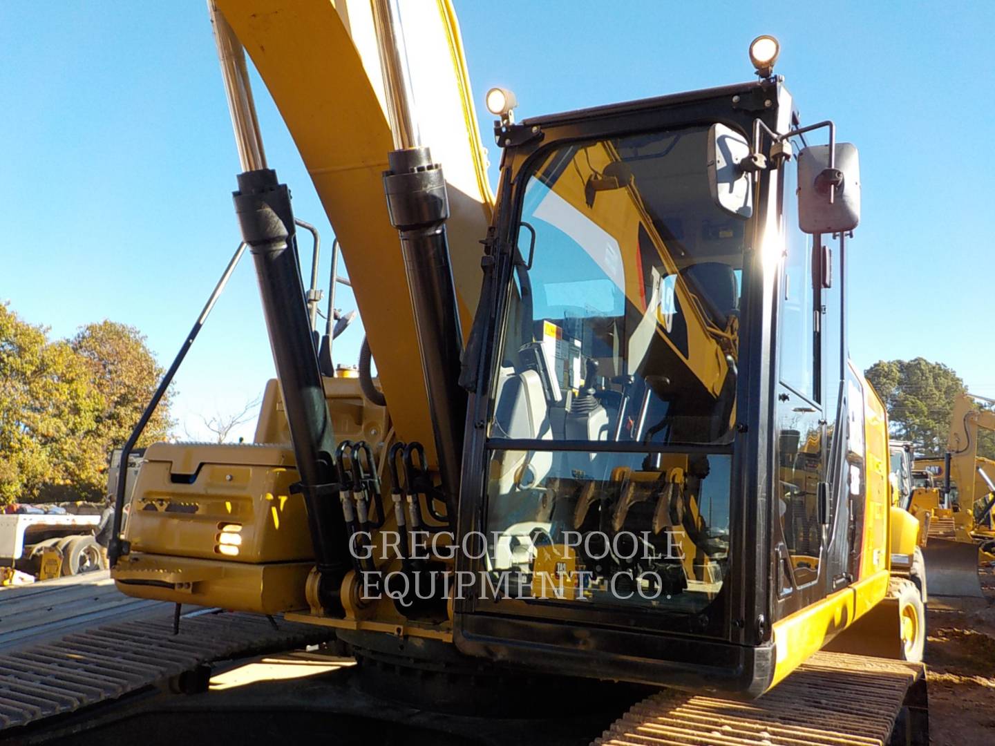 2015 Caterpillar 326FL Excavator