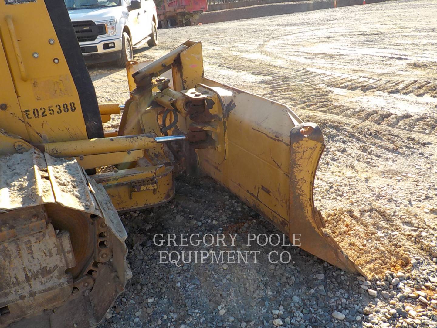 2011 Caterpillar D3KLGP Dozer