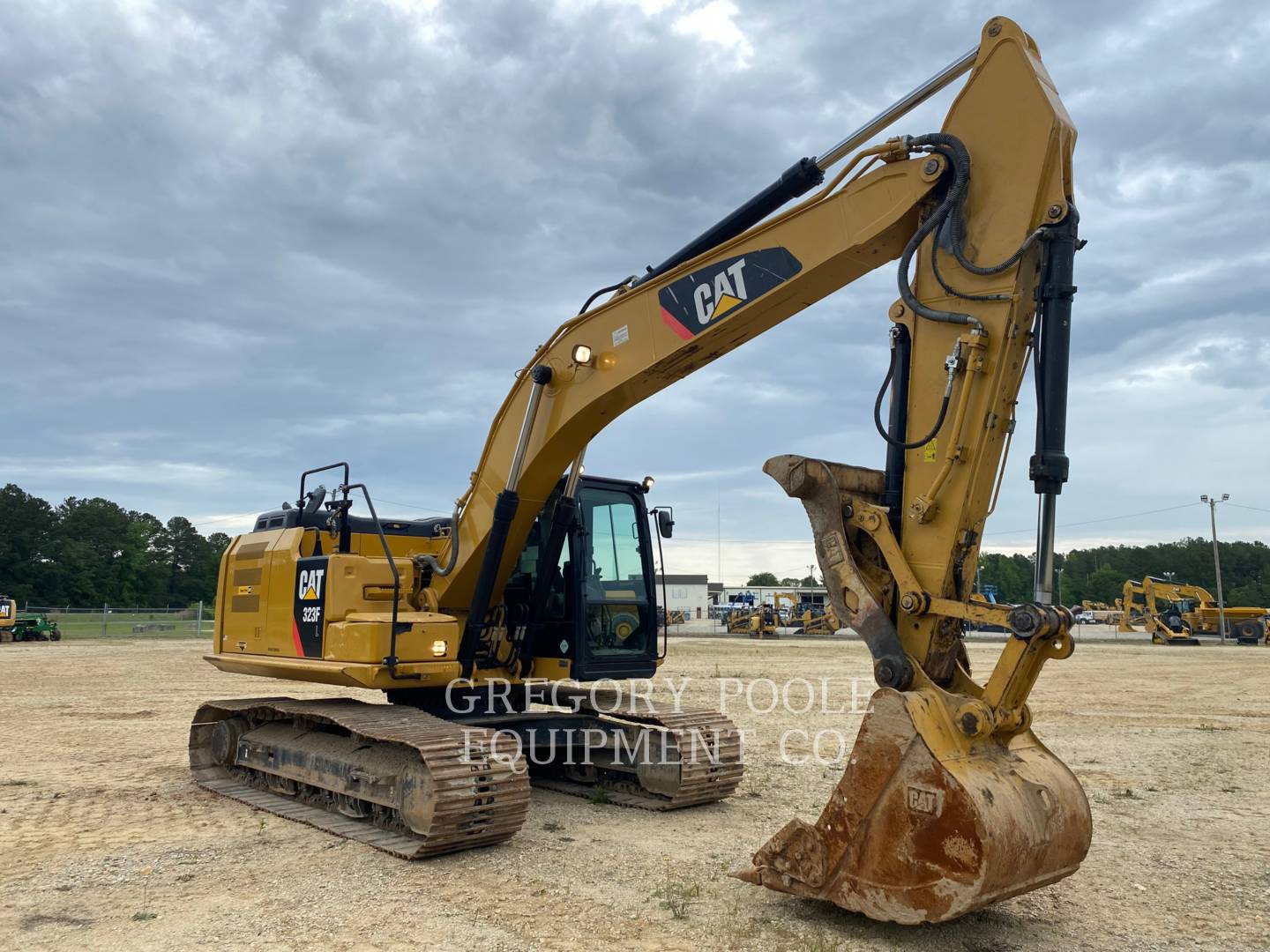 2017 Caterpillar 323F L Excavator