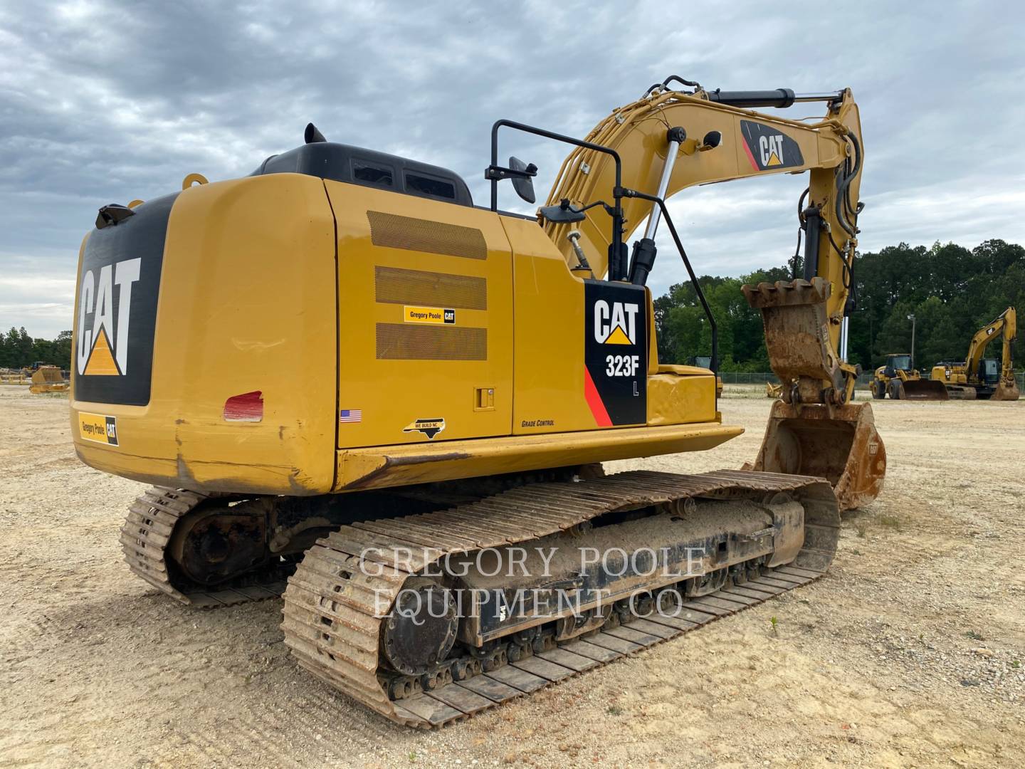 2017 Caterpillar 323F L Excavator