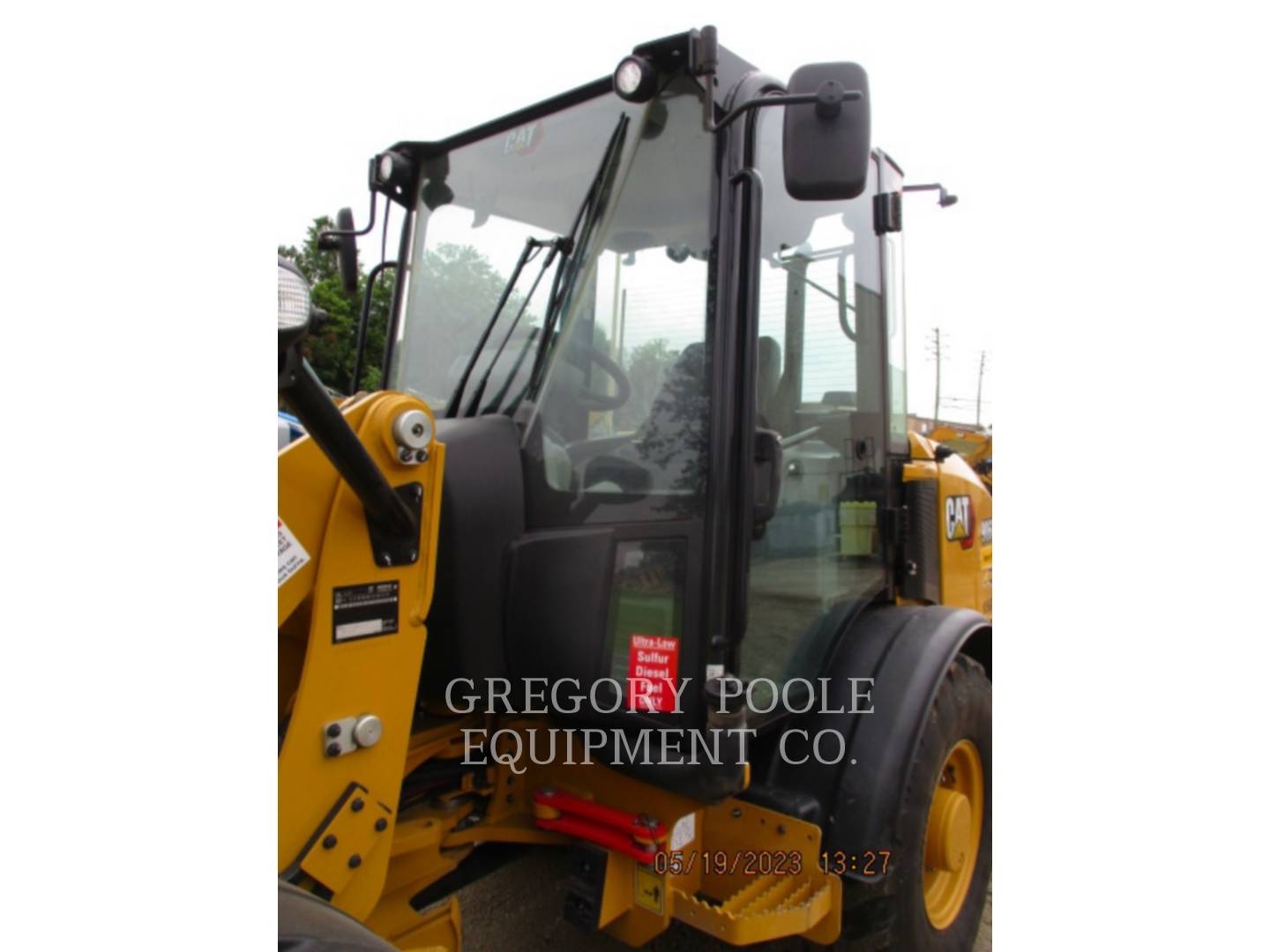 2021 Caterpillar 906M Wheel Loader