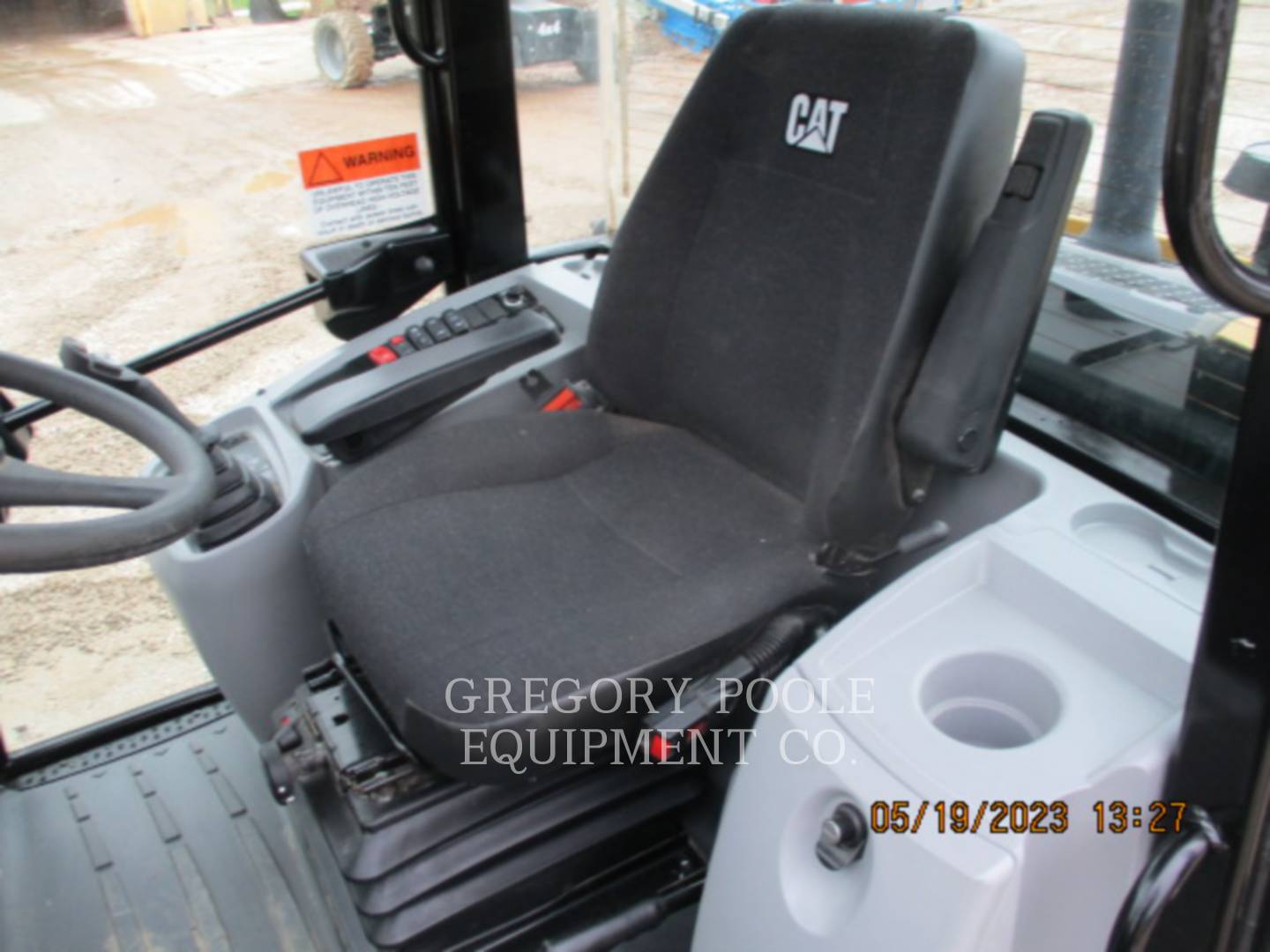 2021 Caterpillar 906M Wheel Loader